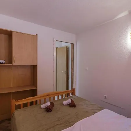 Apartment Lana *